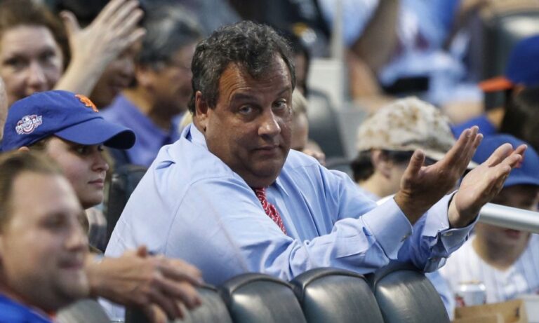 Chris Christie at Mets game