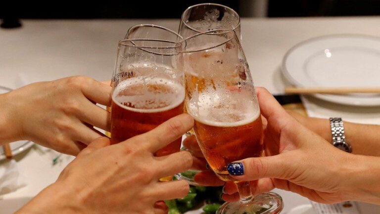 Toasting Glasses of Drinks
